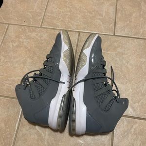 Size 11.5 Jordan Max Aura ‘Cool Grey’. Slightly Worn, No box
